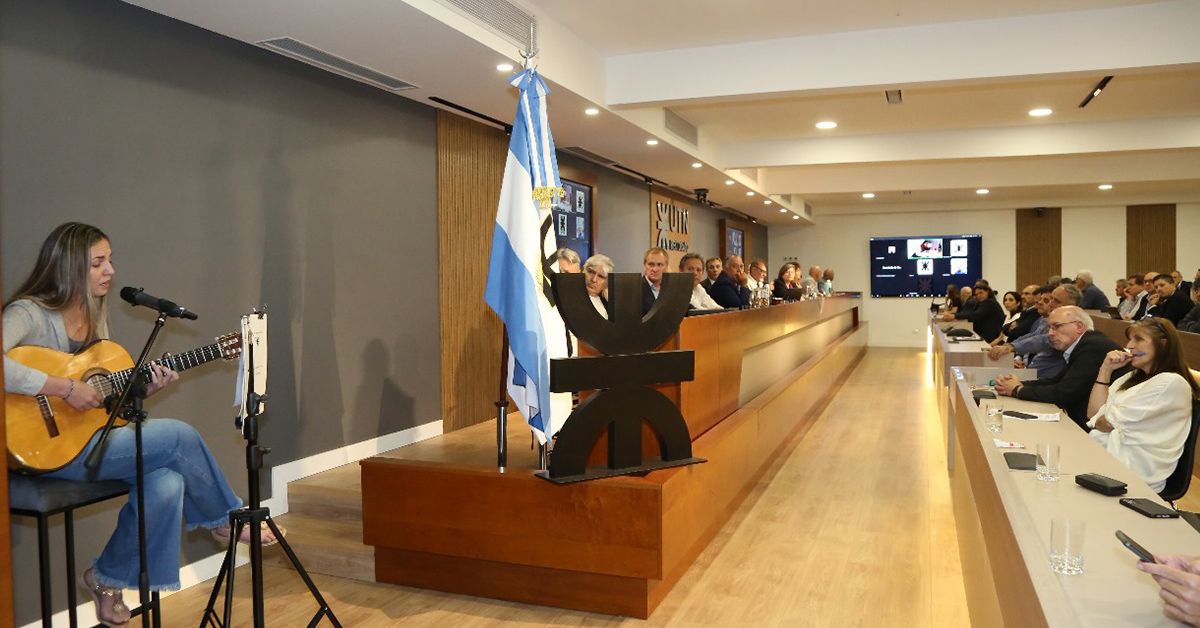 UTN - Foto grupal en el tercer Encuentro Nacional de Universidades MetaRed TIC, X y S Argentina 2025