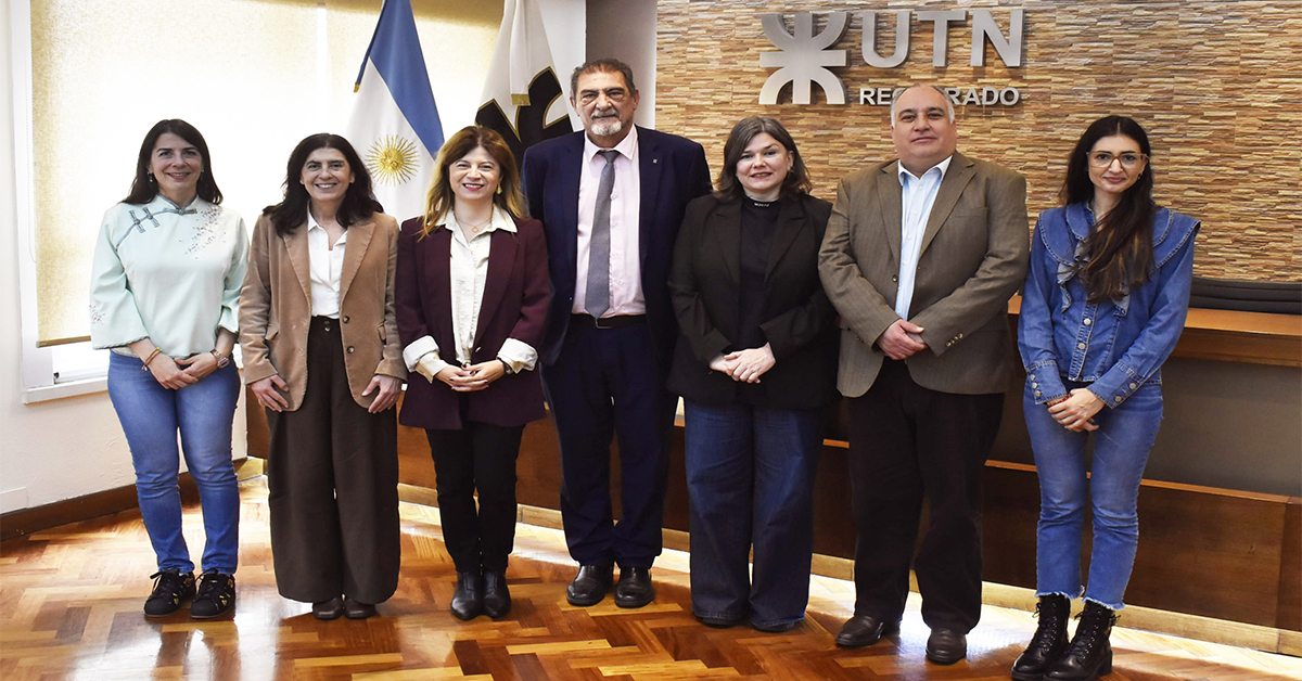 Autoridades UTN y autoridades ONU Mujeres
